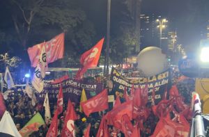 Fim da escala 6x1 é com redução de horas trabalhadas e manutenção do salário