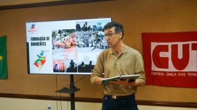 Presidente do SEEF participa do 2º módulo da Formação de Dirigentes da CUT-SC
