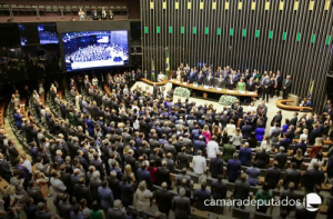 Para 76% dos brasileiros, a Câmara é a instituição mais corrupta do país